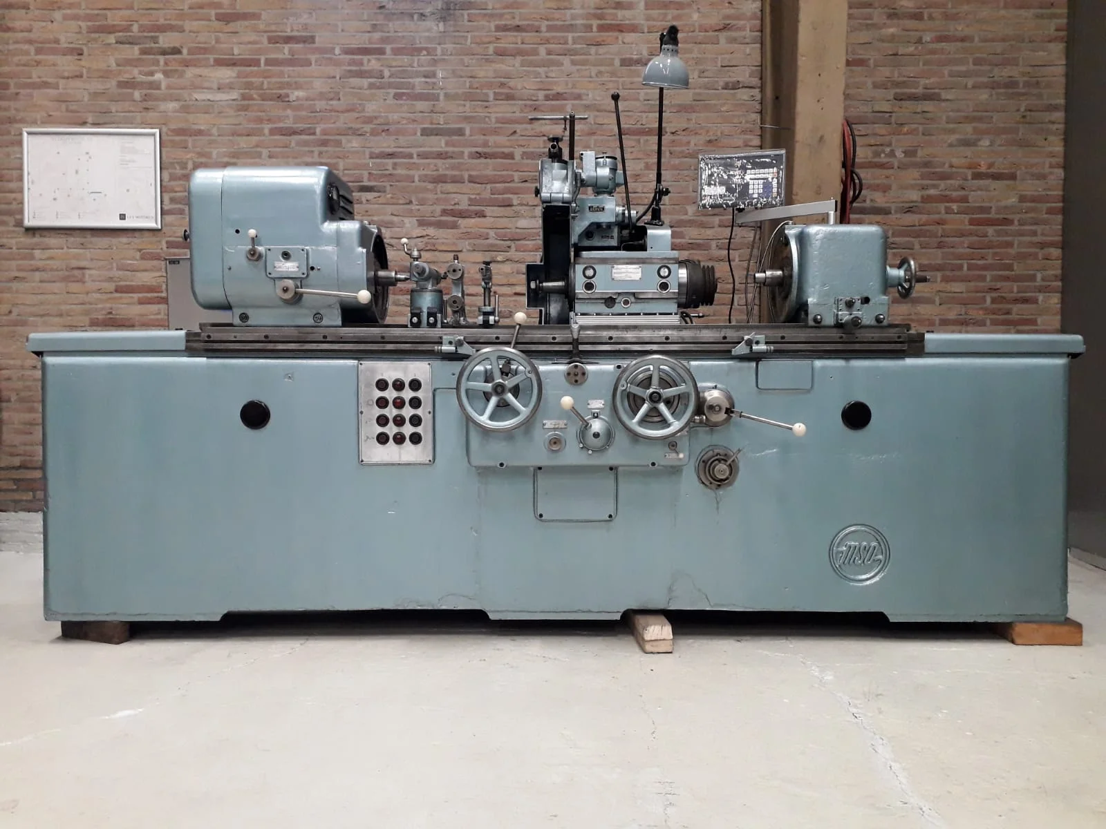 Krukas slijpmachine voor nauwkeurig slijpwerk